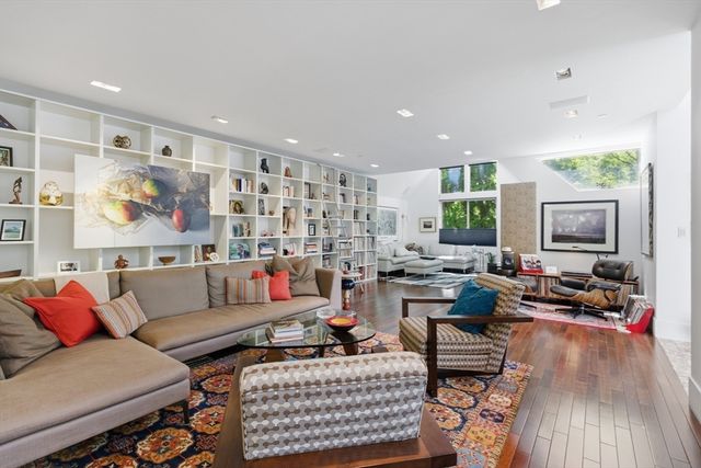 51 Deer Path, Hudson, MA 01749