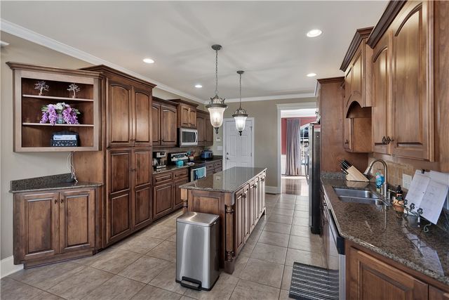 105 Garden Park Drive, Anderson, SC 29621