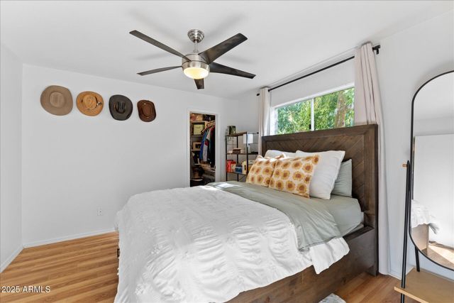 1880 E MORTEN Avenue 124, Phoenix, AZ 85020