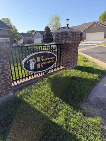 841B Fairdale Rd., Salina, KS 67401