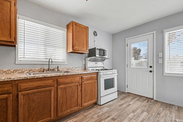 15610 Hamilton Street, Granger, IN 46530