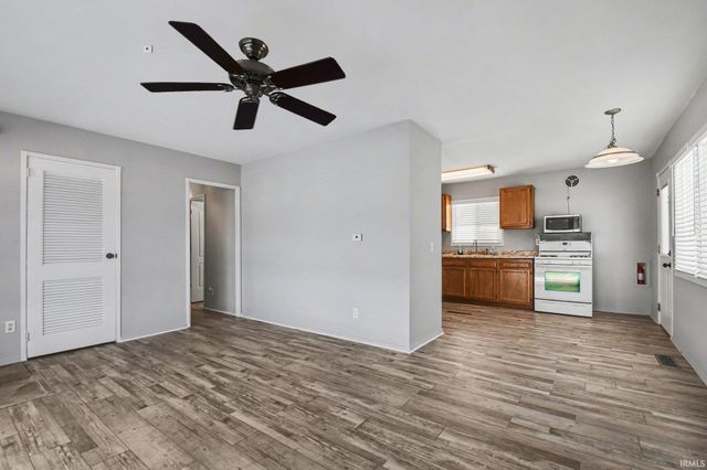 15610 Hamilton Street, Granger, IN 46530