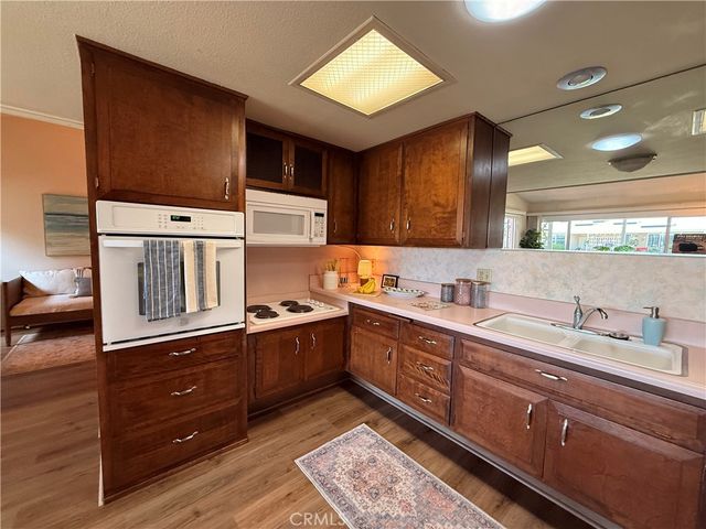 13560 Medinac Lane 102B, Seal Beach, CA 90740