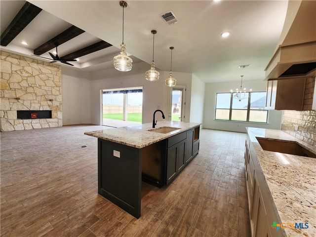 410 Hamer, Salado, TX 76571