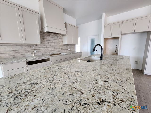 410 Hamer, Salado, TX 76571