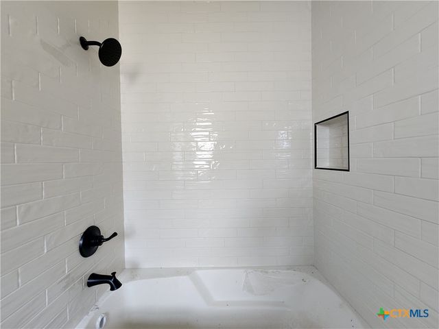 410 Hamer, Salado, TX 76571