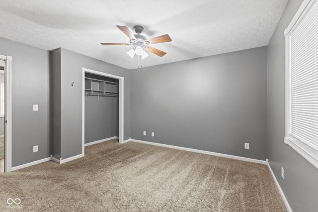 1282 Pin Oak Court, Martinsville, IN 46151