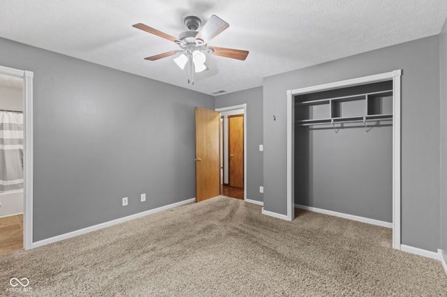 1282 Pin Oak Court, Martinsville, IN 46151