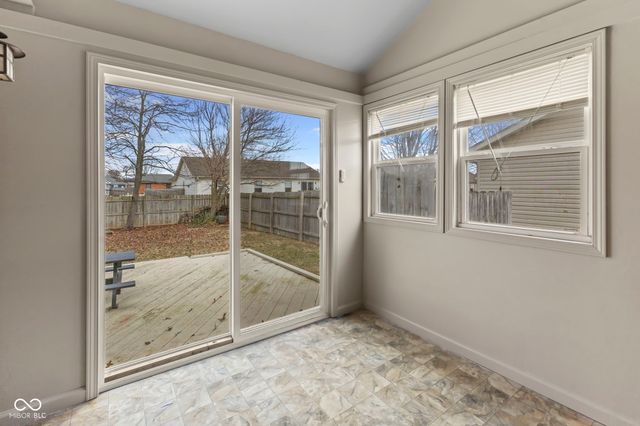 1282 Pin Oak Court, Martinsville, IN 46151