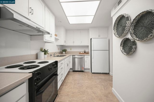 1801 Golden Rain Rd 3, Walnut Creek, CA 94595