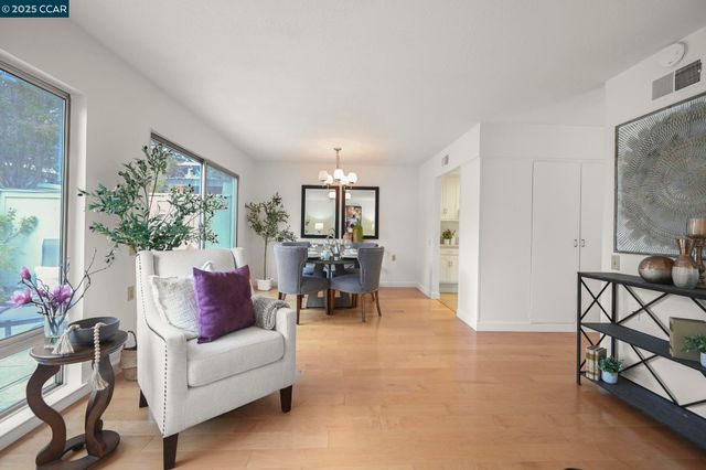 1801 Golden Rain Rd 3, Walnut Creek, CA 94595