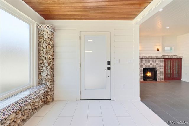 272 NE 3rd Street, Crystal River, FL 34428