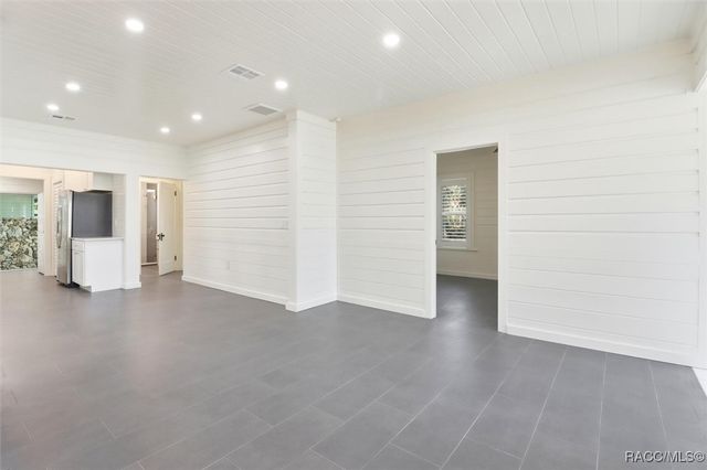 272 NE 3rd Street, Crystal River, FL 34428