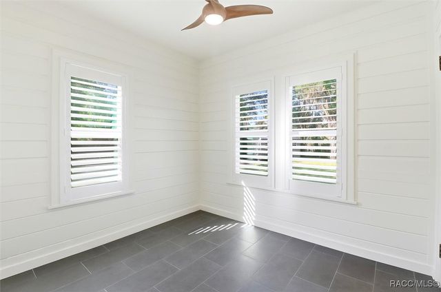 272 NE 3rd Street, Crystal River, FL 34428