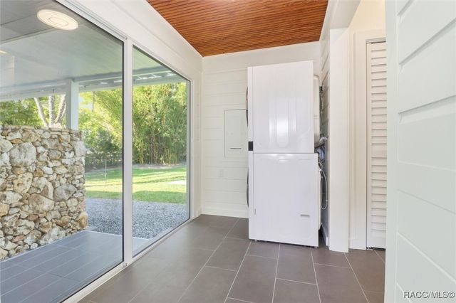 272 NE 3rd Street, Crystal River, FL 34428