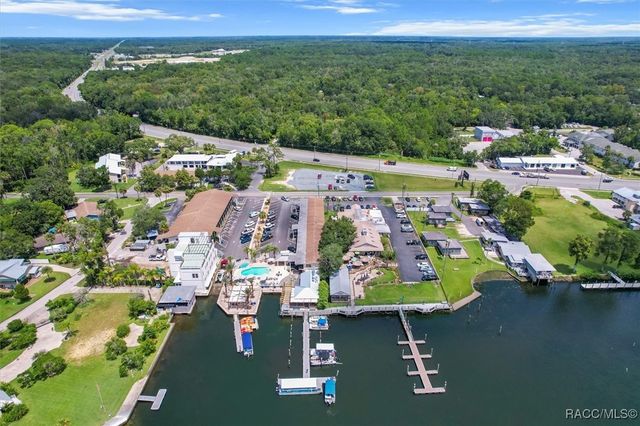 272 NE 3rd Street, Crystal River, FL 34428