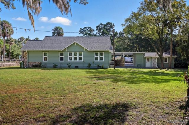 272 NE 3rd Street, Crystal River, FL 34428