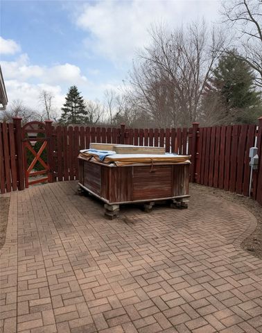 396 Towncrest Drive, Beavercreek, OH 45434