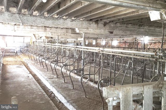 174 FERNWOOD RD, Cochranville, PA 19330