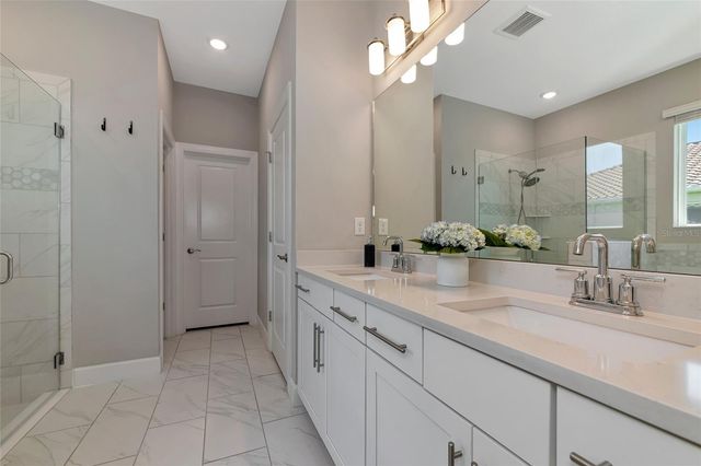 13513 FLAT WOODS TERRACE, Bradenton, FL 34211