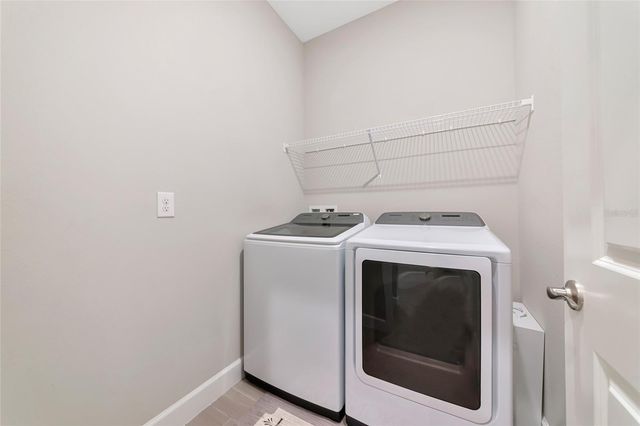 13513 FLAT WOODS TERRACE, Bradenton, FL 34211