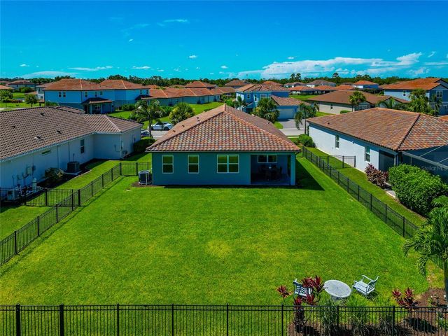 13513 FLAT WOODS TERRACE, Bradenton, FL 34211