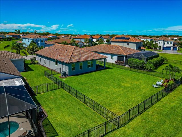 13513 FLAT WOODS TERRACE, Bradenton, FL 34211
