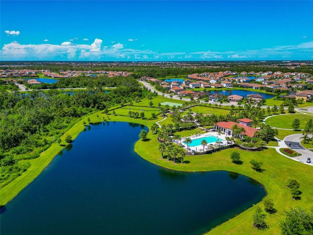 13513 FLAT WOODS TERRACE, Bradenton, FL 34211
