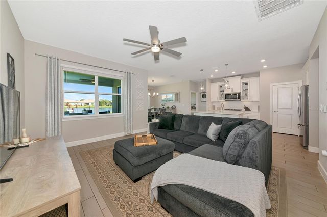 13513 FLAT WOODS TERRACE, Bradenton, FL 34211