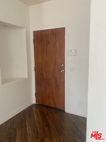 1862 S Bentley Avenue 101, Los Angeles, CA 90025