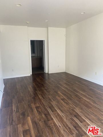 1862 S Bentley Avenue 101, Los Angeles, CA 90025