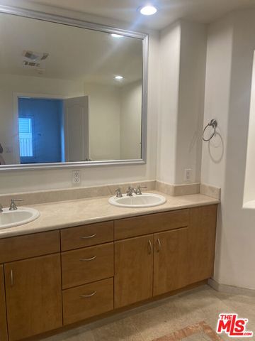 1862 S Bentley Avenue 101, Los Angeles, CA 90025