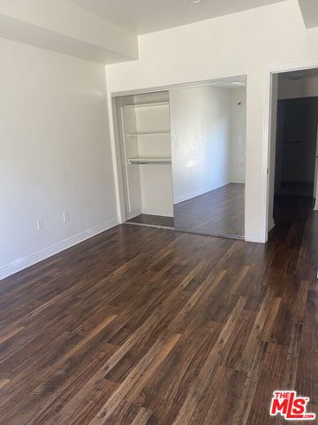1862 S Bentley Avenue 101, Los Angeles, CA 90025