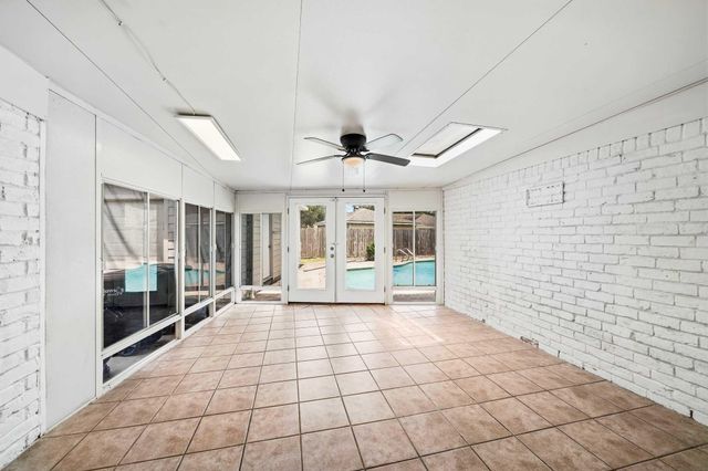 12010 Dorrance Lane, Meadows Place, TX 77477