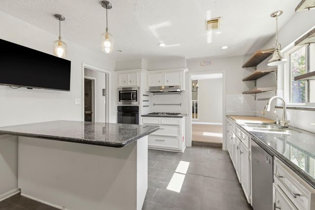 12035 Indian Wells Drive, Houston, TX 77066