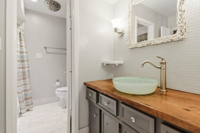 12035 Indian Wells Drive, Houston, TX 77066