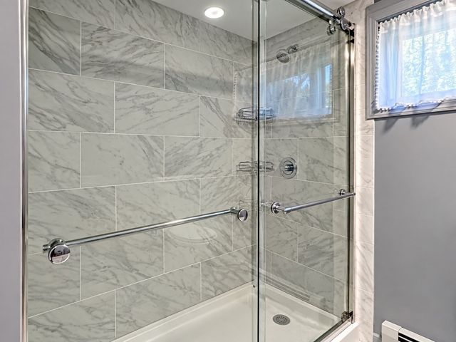 11 University Lane, Methuen, MA 01844