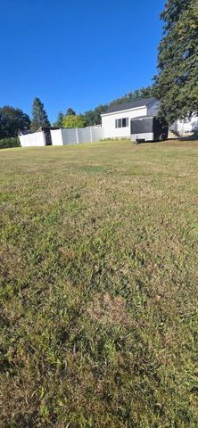 11 University Lane, Methuen, MA 01844
