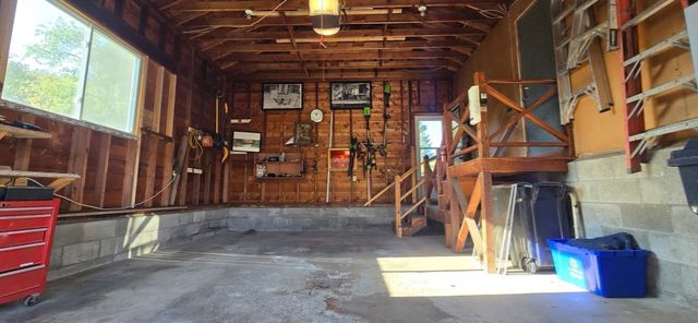 11 University Lane, Methuen, MA 01844