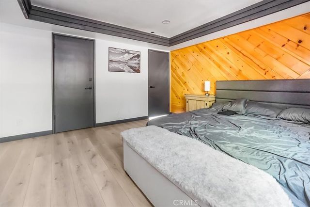 695 Grass Valley Road, Lake Arrowhead, CA 92352