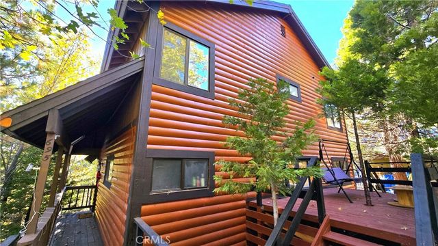 695 Grass Valley Road, Lake Arrowhead, CA 92352