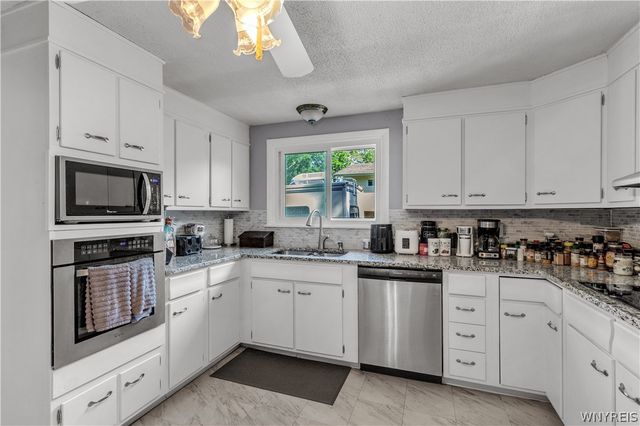 5373 Elm Drive, Lewiston, NY 14092