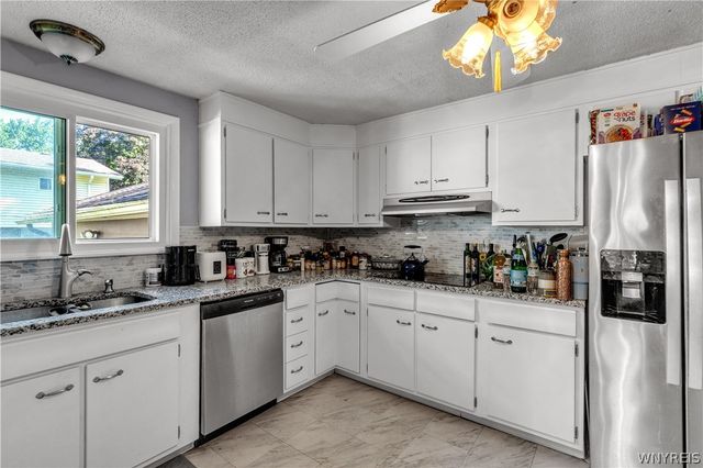 5373 Elm Drive, Lewiston, NY 14092