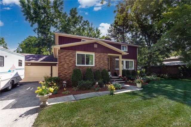 5373 Elm Drive, Lewiston, NY 14092