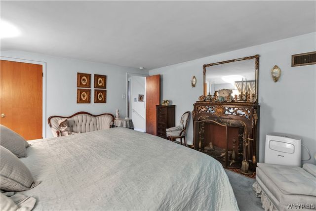 5373 Elm Drive, Lewiston, NY 14092