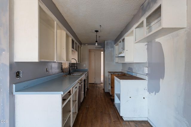 7675 Gladstone Avenue, White City, OR 97503
