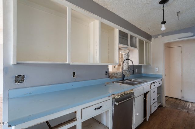 7675 Gladstone Avenue, White City, OR 97503