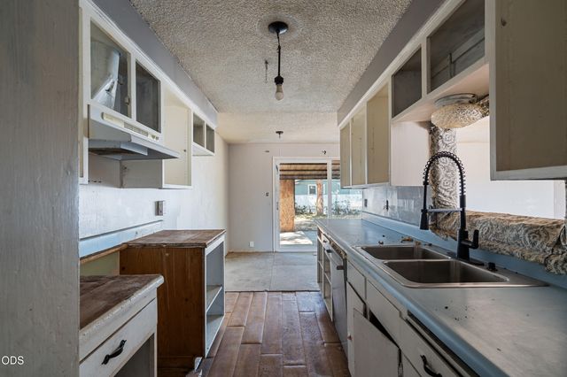 7675 Gladstone Avenue, White City, OR 97503