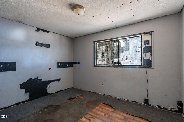 7675 Gladstone Avenue, White City, OR 97503