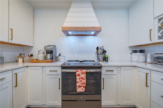 101 Quail Dr, Rockport, TX 78382